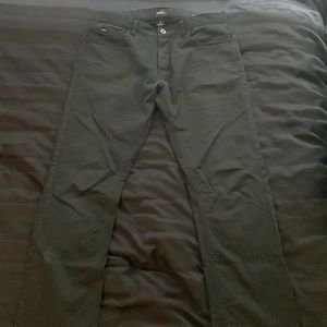 Black RVCA Stay Button Fly Jeans Waist Size 32